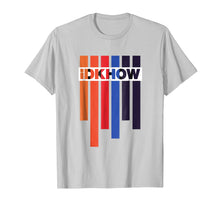 Load image into Gallery viewer, Barras de Color iDKHOW con Blanco T Shirt