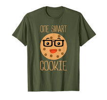 Load image into Gallery viewer, Cute Smart Cookie wearing glasses design T-Shirt