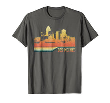 Load image into Gallery viewer, Des Moines Iowa Vintage Retro Style T-shirt
